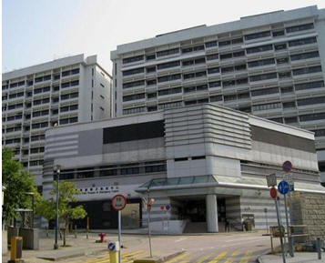 Современное здание госпиталя (главный вход)