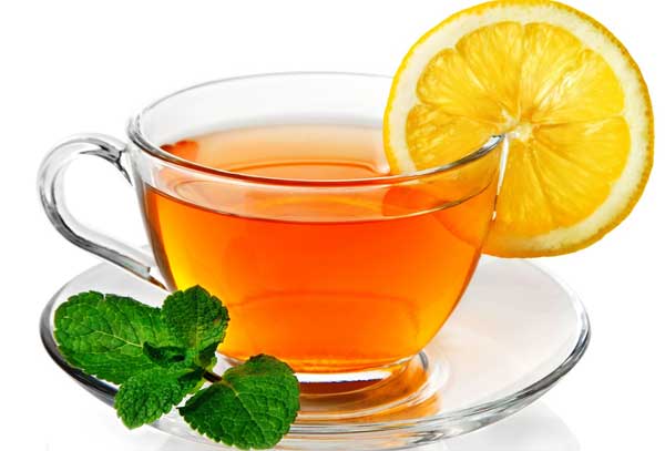 Неврологи рекомендуют регулярно пить чай пожилым людям