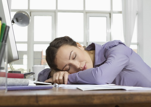 90 + 30: Ученые определили эффективную стратегию при недосыпе