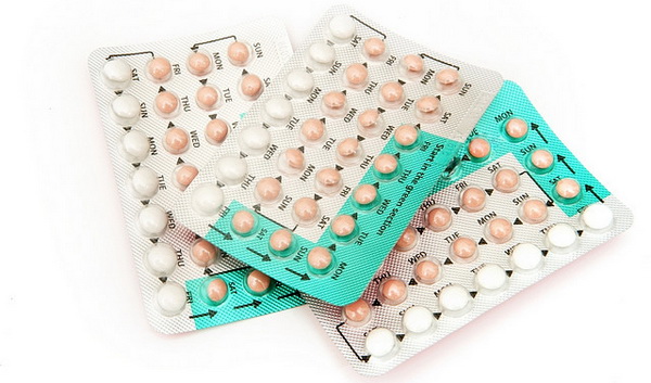 Гормональные контрацептивы повышают риск глаукомы