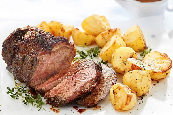 Почему нас тянет к мясу после алкоголя