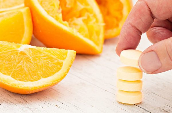Из-за приема витамина С могут возникнуть проблемы с пищеварением